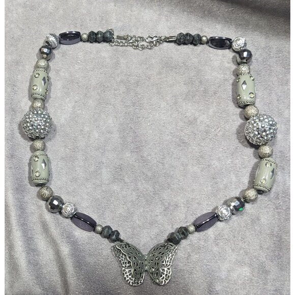 Handmade Fairycore Chunky Butterfly Silver Tone Beaded Necklace - Picture 5 of 5